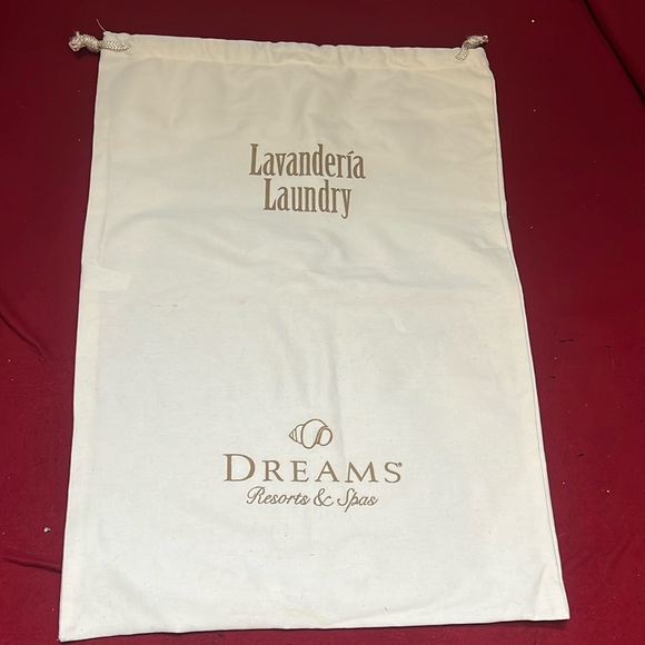 New 💯% Cotton Lavandería Laundry Dreams Resorts & Spas Dust Bag Large (White) - Picture 1 of 6